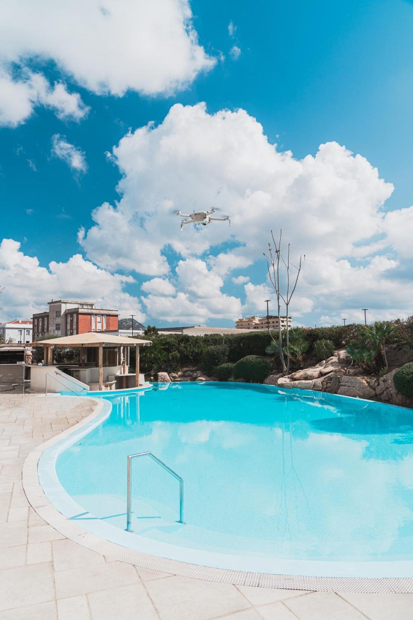 Mercure Ольбия Экстерьер фото
